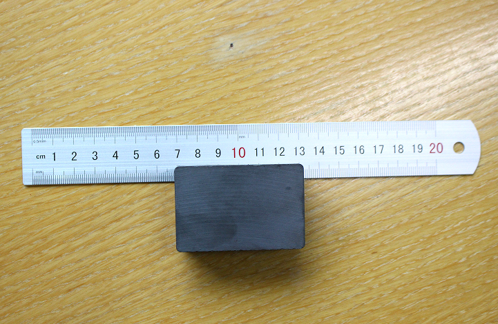 Ferrite rectangular block magnets over 2 inches in length