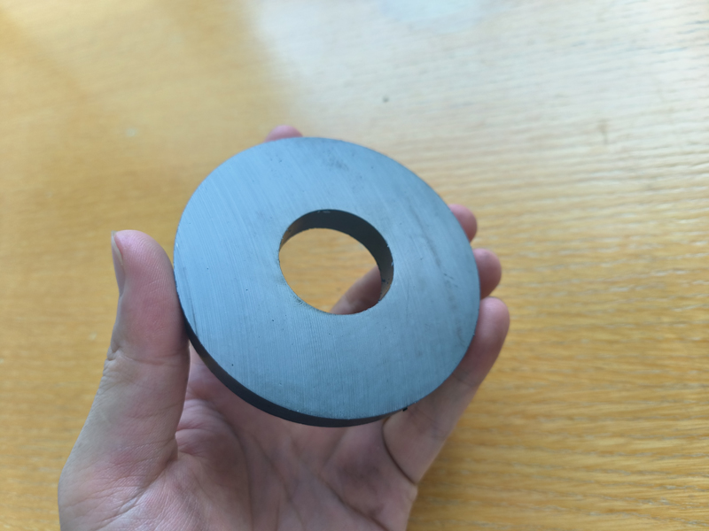 Major Black Magnets - Sintered Ceramic Ferrite