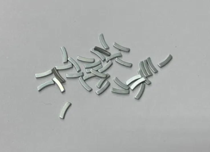 Rare-earth neodymium magnets with galvanized curved shapes