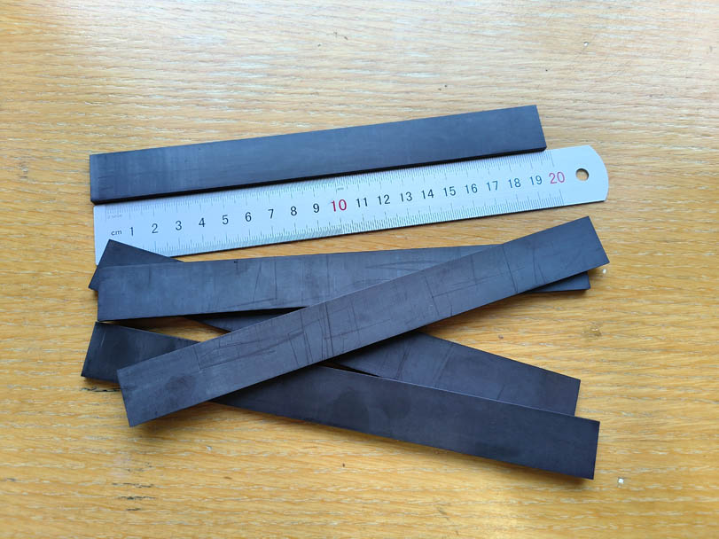 Flexible rubber ferrite magnetic strips for fan motors