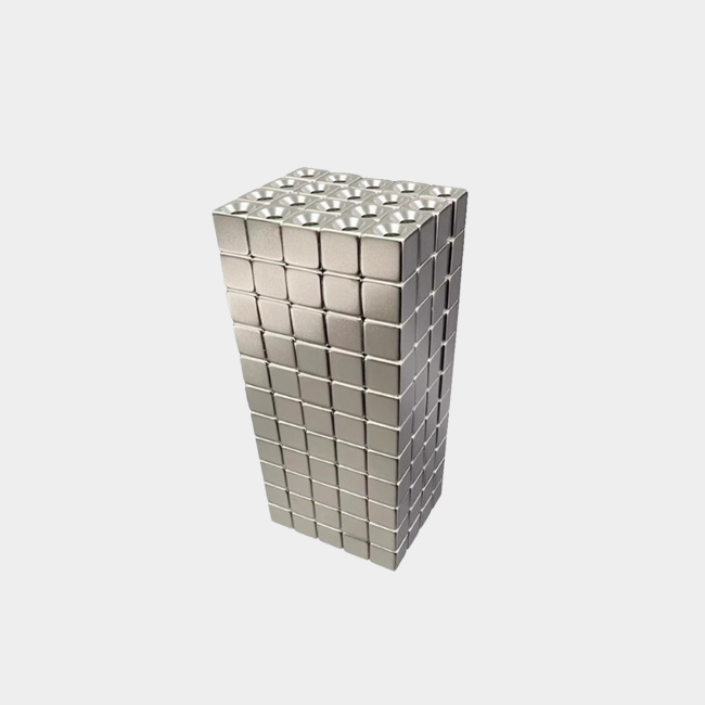 Cube rare earth magnets with a hole of 5mm 10x10x1